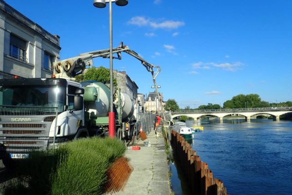 Travaux de confortement quais de Jarnac 8